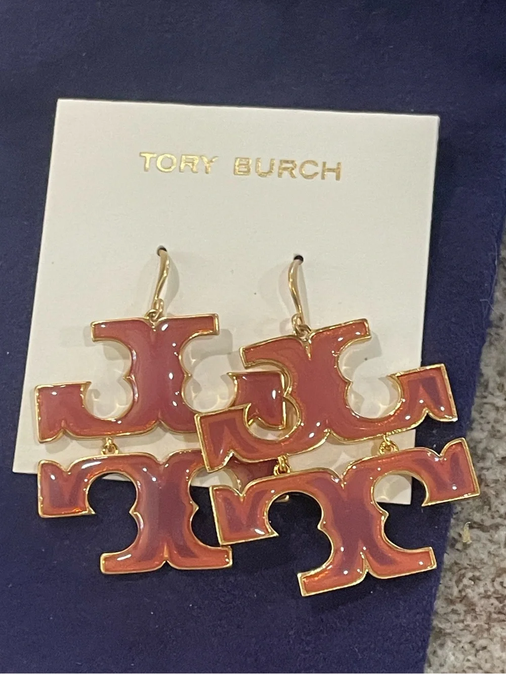 NWT~TORY BURCH~Transparent Logo Drop Earrings, Pink Blush/Rolled Gold